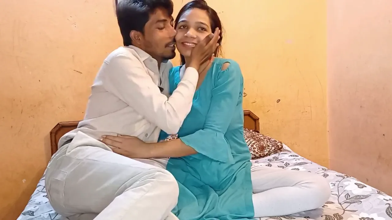 दिल्ली लवर की होममेड चूत चुदाई वाली पोर्न वीडियो