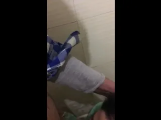 मुंबई की सेक्सी लैंडलॉर्ड आंटी का सकस चूत चुदाई वाला देसी बीएफ वीडियो — screenshot 8