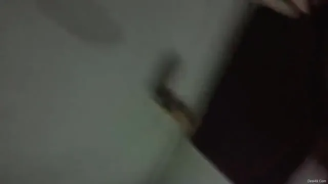 बड़ी गांड वाली शादीशुदा भाभी की डॉगीस्टाइल देहाती चुदाई हिंदी बीएफ वीडियो — screenshot 5