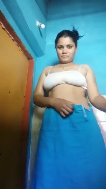 बड़ी गांड वाली दीदी का पूरा न्यूड शो और चूत दिखाने वाली देसी बीएफ वीडियो — screenshot 2
