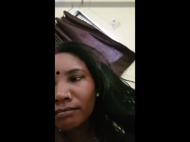 सेक्सी गांड वाली कामवाली भाभी ने होटल में मालिक से चूत चुदवाई और गांड मारवाई हिंदी बीएफ