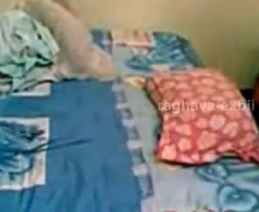 साउथ इंडियन लड़के ने गोरी नॉर्थ गर्लफ्रेंड को जोर से चोदा वीडियो — screenshot 8