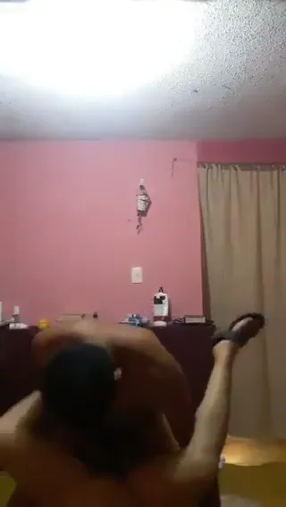 बॉस की बीवी को उठा उठाकर जोरदार चोदा देसी चुदाई MMS वीडियो — screenshot 2