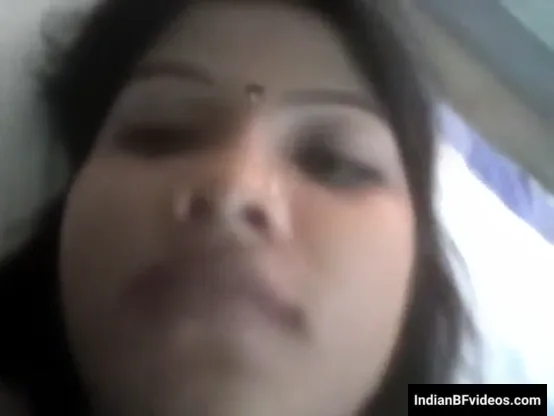 खूबसूरत भाभी ने देवर को नंगे सीने से लगाकर चुदाई वाला हिंदी बीएफ वीडियो — screenshot 8