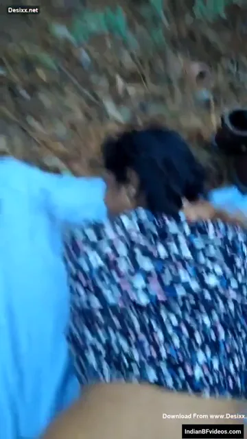 ब्रिटिश लड़का अपनी दक्षिण भारतीय गर्लफ्रेंड को बाहर मैदान में चोदता हुआ मल्लू सेक्स वीडियो — screenshot 5