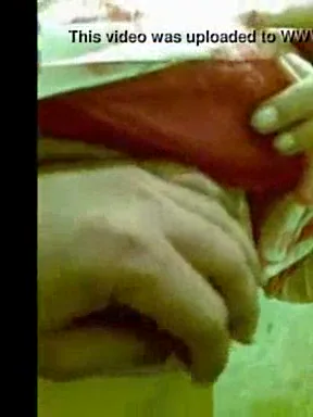 पंजाबी कुड़ी की मस्त चूत चोदने का पूरा सेक्स अफेयर वीडियो — screenshot 5