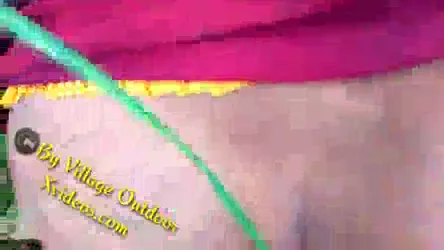 जंगल में देसी आंटी की जोरदार गांड चुदाई हिंदी बीएफ वीडियो — screenshot 7