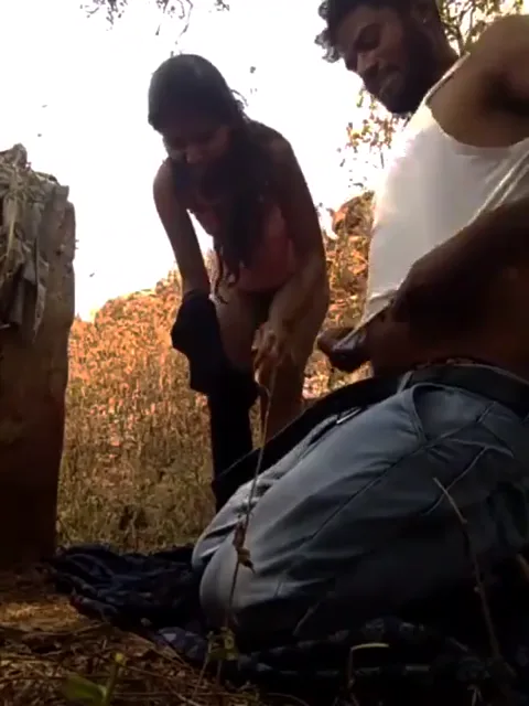 कॉलेज गर्ल ने जंगल में लंड की सवारी किया देसी चुदाई वीडियो — screenshot 10
