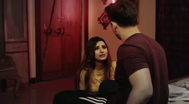 नखरे वाली गर्लफ्रेंड को आखिरकार जोर से चोदा चूत फाड़कर हिंदी बीएफ चुदाई — screenshot 2