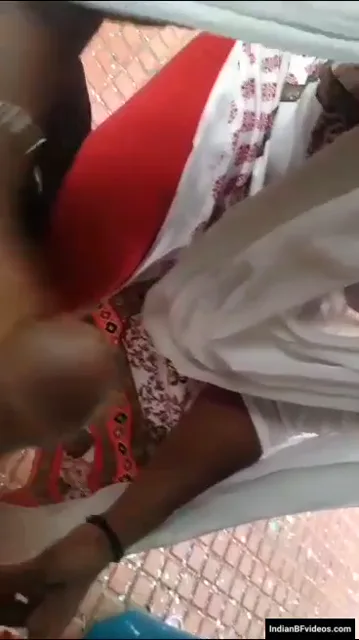 कॉलेज गर्लफ्रेंड बॉयफ्रेंड का लंड चूसते हुए ब्लू फिल्म वीडियो — screenshot 5