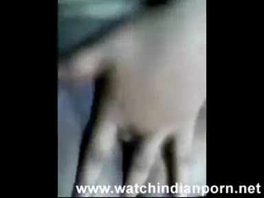 हॉर्नी बांग्लादेशी गर्लफ्रेंड का फिंगरिंग एमएमएस ब्लू फिल्म वीडियो — screenshot 2