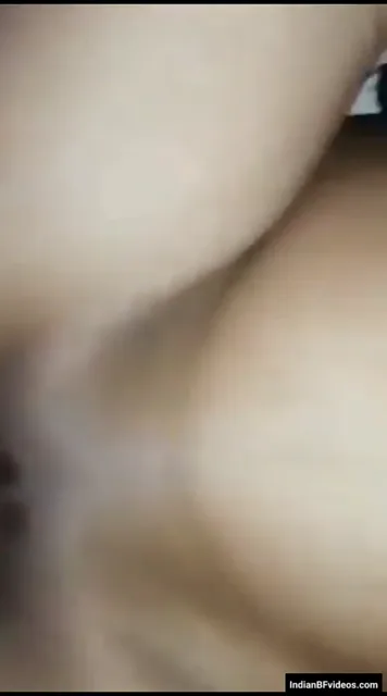 पाकिस्तानी मुस्लिम गोरी लड़की की गोरी चूत की जबरदस्त चुदाई वीडियो — screenshot 5
