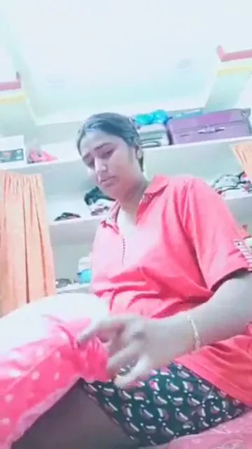 बड़ी गांड की महारानी स्वाति नायडू की देसी सेक्स चुदाई वाली हिंदी बीएफ वीडियो — screenshot 9