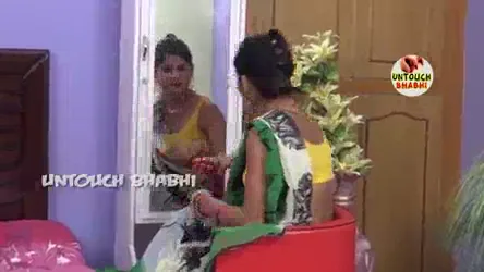 बदचलन भाभी ने छपरी देवर के साथ रोमांस करके चुदाई की ब्लू फिल्म — screenshot 1