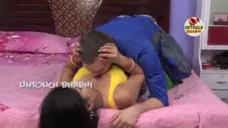 बदचलन भाभी ने छपरी देवर के साथ रोमांस करके चुदाई की ब्लू फिल्म — screenshot 9