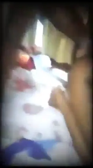 बर्थडे पार्टी में लड़के ने एक साथ दो लौंडियों को चोदा हिंदी बीएफ देसी सेक्स वीडियो — screenshot 4