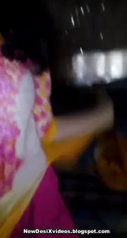 झोपड़ी में गर्लफ्रेंड की खूबसूरत चूत की देसी चुदाई गांव वाली MMS ब्लू फिल्म — screenshot 3