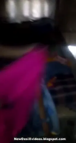 झोपड़ी में गर्लफ्रेंड की खूबसूरत चूत की देसी चुदाई गांव वाली MMS ब्लू फिल्म — screenshot 6