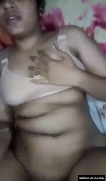 कॉलेज गर्लफ्रेंड की जोरदार चुदाई बड़े लंड से हिंदी बीएफ देसी सेक्स एमएमएस — screenshot 1