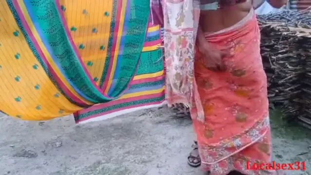 गाँव की भाभी कपड़े सूखाने आई तब देवर ने चूत चोदी देसी बीएफ वीडियो