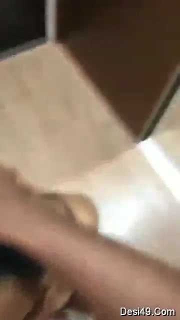 शकू भाभी ने लंड को चूसकर कोक सकिंग की हिंदी बीएफ वीडियो — screenshot 3