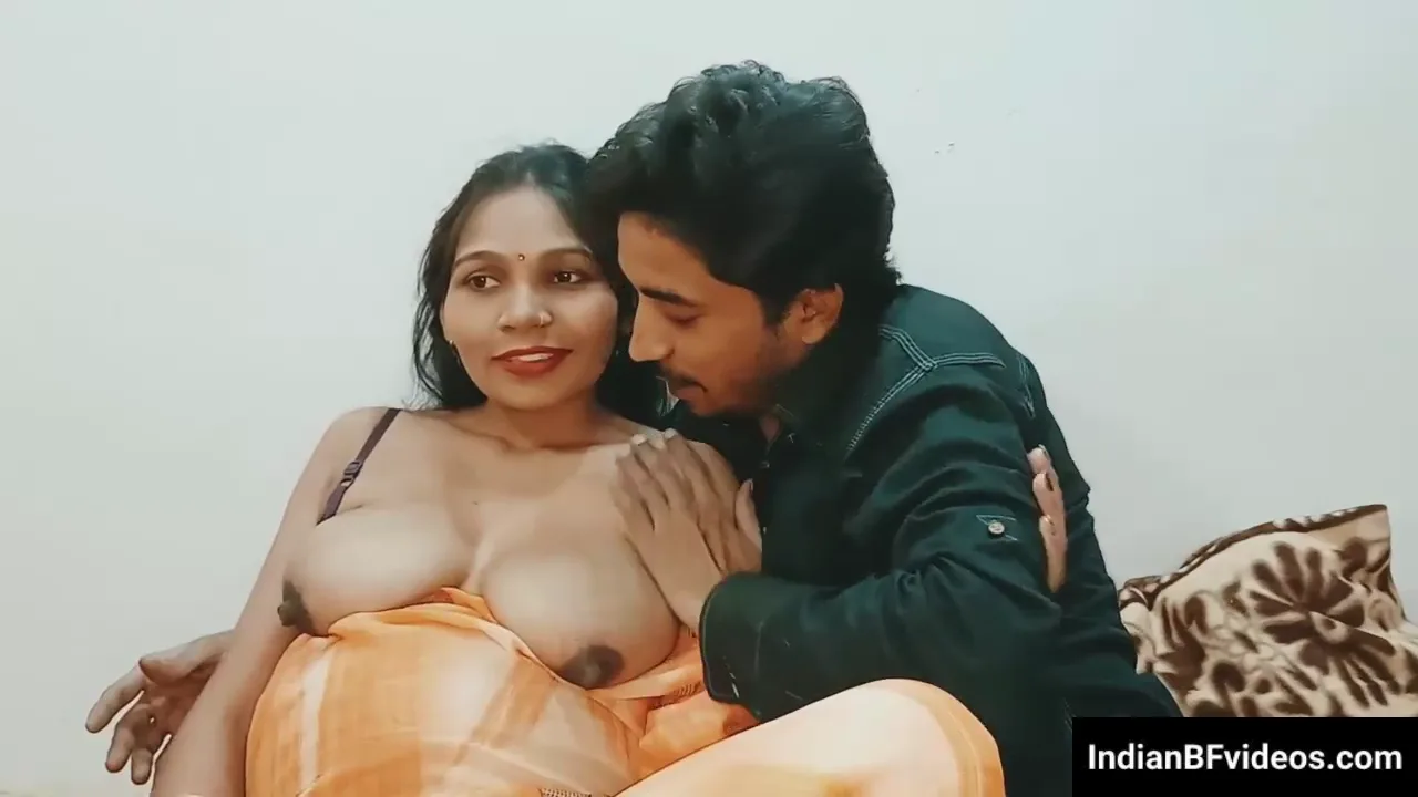 पड़ोसन प्रेग्नेंट भाभी साड़ी में नंगी होकर पडोसी से काली चूत चुदाई हिंदी बीएफ
