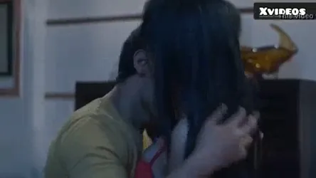ससुर ने चुपके से देखी बेटी और दामाद की चुदाई हिंदी बीएफ वीडियो — screenshot 5