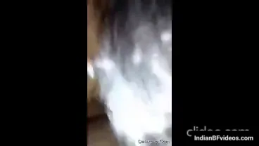 लड़की ने खड़े लंड को चूसा फिर चूत में दबाया बीएफ वीडियो — screenshot 6