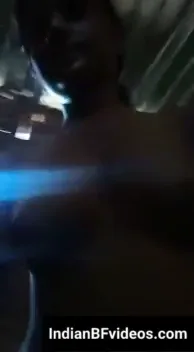 गरीब घर की लड़की सारे कपड़े उतारकर नंगी हुई देसी MMS सेक्स वीडियो — screenshot 5