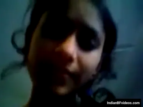 इंडियन लेस्बियन लड़कियों की देसी बूब्स चूसते हुए चूत चुदाई वीडियो — screenshot 1