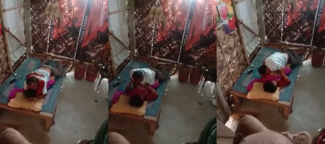 बिजली कनेक्शन काटने आए अंकल से चुद गई गांव की देसी भाभी का ब्लू फिल्म वीडियो