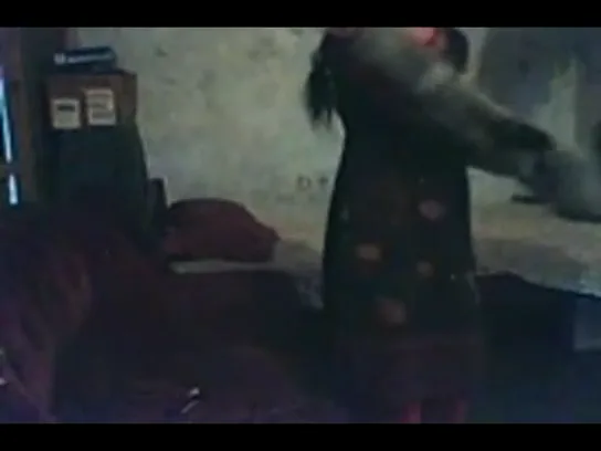 अठारह साल की किशोरी को टांगों पर बिठाकर चोदा हिंदी बीएफ देहाती चुदाई — screenshot 10