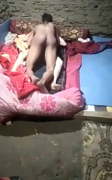 पड़ोसी लड़के ने देहाती प्रेमिका के घर जाकर फटाफट बुर चुदाई की देसी वीडियो — screenshot 7