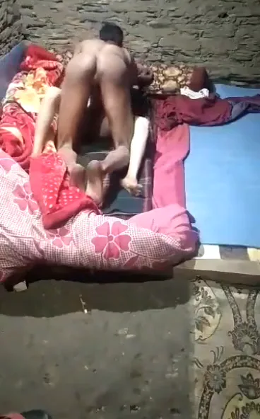 पड़ोसी लड़के ने देहाती प्रेमिका के घर जाकर फटाफट बुर चुदाई की देसी वीडियो — screenshot 8