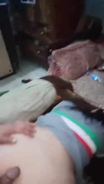भाभी बोली गांड में मत डालना सिर्फ चूत घिसो देसी गांड चुदाई वीडियो — screenshot 4