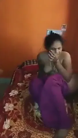 जीजा साली की गंदी किसिंग और चूत चुदाई बीवी ने फिल्माई वीडियो — screenshot 5