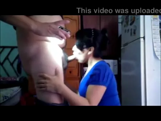 मोटा लंड चूसकर चुदासी इंडियन वाइफ की देसी सेक्स हिंदी बीएफ चुदाई — screenshot 7
