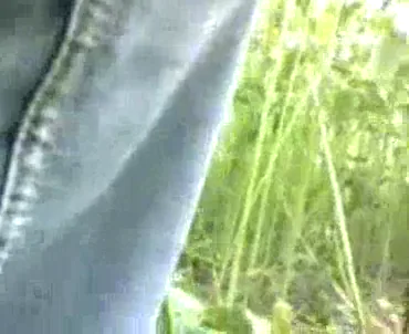खुले खेत में गांव की लड़की की देहाती चूत चुदाई गांव वाली बीएफ वीडियो — screenshot 1