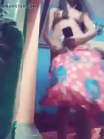 पश्चिम बंगाल की लड़की ने बॉयफ्रेंड के साथ न्यूड वीडियो कॉल पर चूत दिखाई बीएफ — screenshot 5
