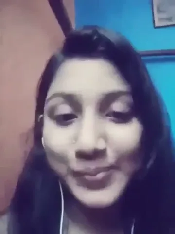 पश्चिम बंगाल की लड़की ने बॉयफ्रेंड के साथ न्यूड वीडियो कॉल पर चूत दिखाई बीएफ — screenshot 8