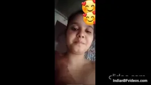 क्यूट मंगेतर ने होने वाले पति को अपनी ठोकी चूत दिखाई देसी चूत चुदाई वीडियो — screenshot 2