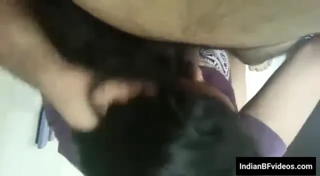 आँखों में आँखें डालकर जंगली बिल्ली जैसी GF ने लंड चूसा हिंदी सेक्स वीडियो — screenshot 2