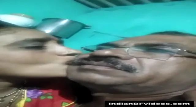 फोन पर पति से बात करते हुए भाभी ने देवर से चूत चुदाई करवाई मस्त वीडियो