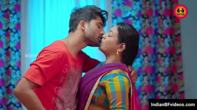 भाभी के दूध भरे बड़े बूब्स दबाकर चोदने वाली देहाती चुदाई हिंदी बीएफ — screenshot 3