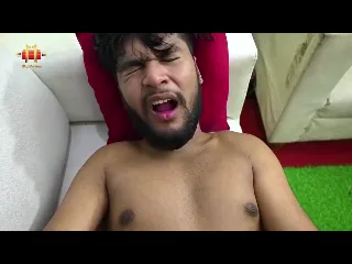 माँ की उम्र वाली मोटी कामवाली आंटी की चूत चाटकर जोरदार देहाती चुदाई हिंदी बीएफ वीडियो