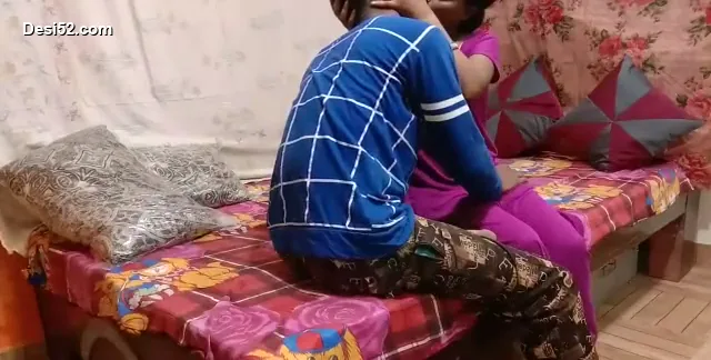 देसी पति पत्नी का हॉट रोमांस देहाती चुदाई भाभी सेक्स हिंदी बीएफ वीडियो