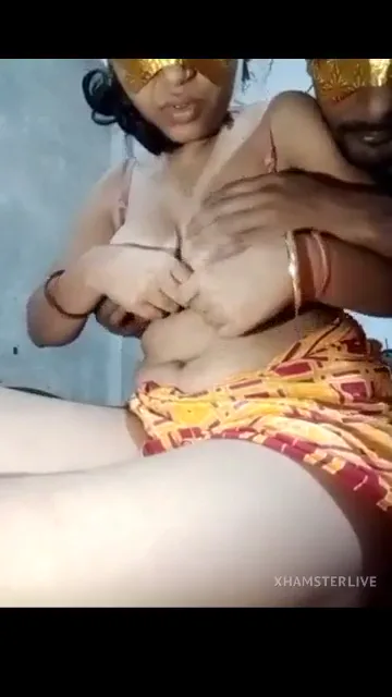हॉट देहाती कपल का नंगा ऑनलाइन सेक्स शो देसी चुदाई हिंदी बीएफ वीडियो — screenshot 2