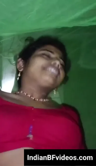 साड़ी वाली कामुक भाभी ने देवर के लंड पर चढ़कर चोदाई की हिंदी बीएफ वीडियो — screenshot 5