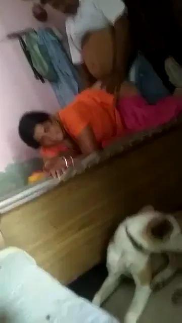 बेटे के सामने देसी माँ की बुर चोदकर चुदाई करते हुए गांव की बीएफ वीडियो — screenshot 8