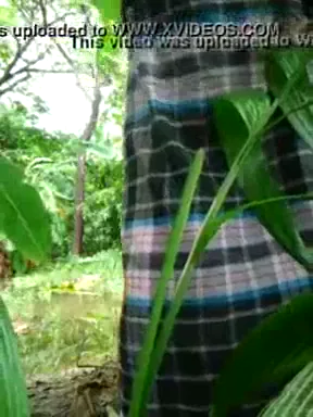 केले के खेत में आंटी ने केला लेकर चूत चुदाई मल्लू बीएफ वीडियो — screenshot 6
